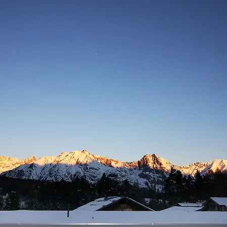 아파트 Alpenland.8